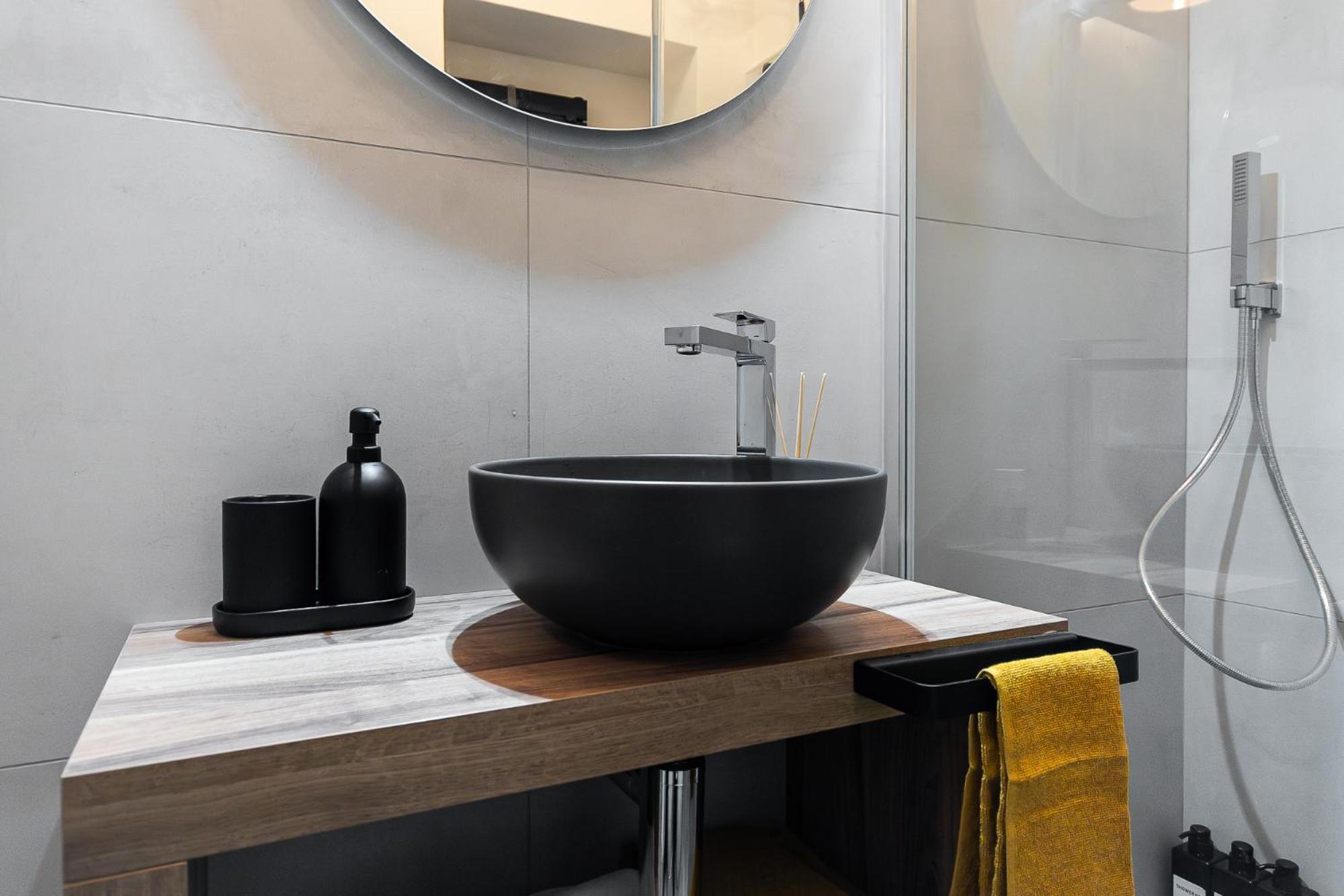 Loano Centro Storico Appartamento Loft Con Parcheggioprivatogratuito Eksteriør bilde