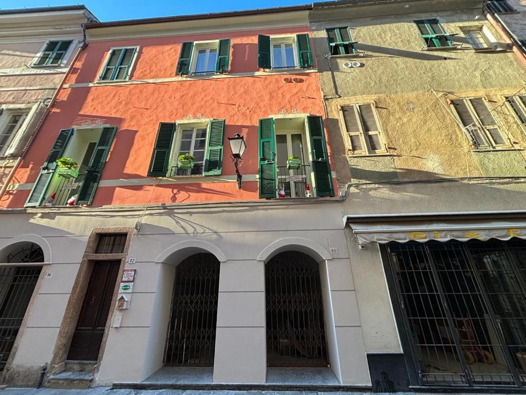 Loano Centro Storico Appartamento Loft Con Parcheggioprivatogratuito Eksteriør bilde